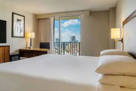 Hyatt Regency - 6