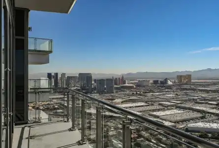 Beautiful Palms Place Suite - 52