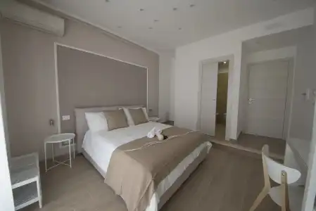 B&B Chérie - Centro di Salerno - 4
