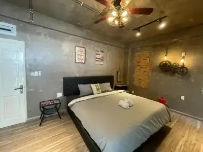 Lucas Inn - 55