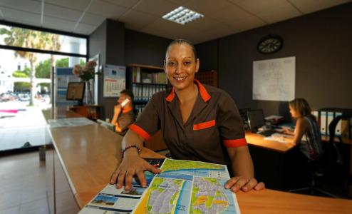 Pins Platja Apartments - 21