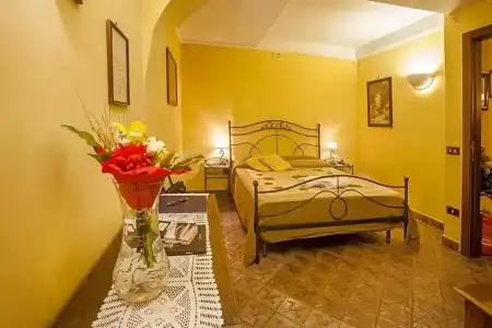Alloggio dei Vassalli, In the Heart of the Historic Center - 139