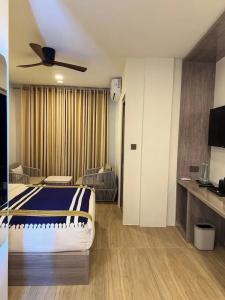 Avyanna Gulhi Beach - 78