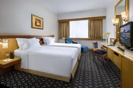Furama City Centre - 28