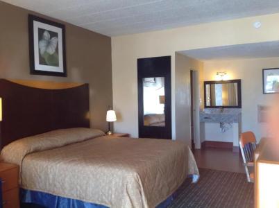 Diamond Inn and Suites - 16