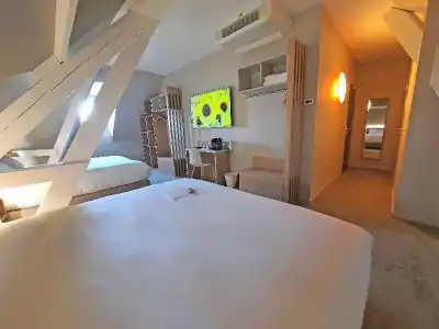 Campanile PRIME - Caen Centre Gare - 53