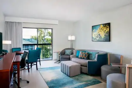 Courtyard by Marriott Myrtle Beach Barefoot Landing - 38