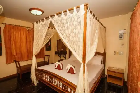 Noble Night Guesthouse Kanchanaburi - 60