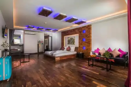 Elysium Suite - 30