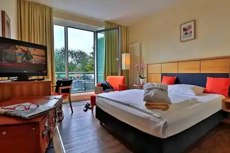 Plaza Inn Heidehof - 81