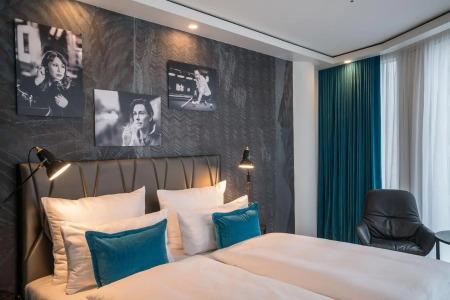 Motel One Berlin - Upper West - 18