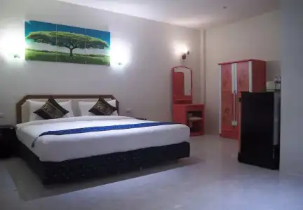 Airport Sky Resort - 3