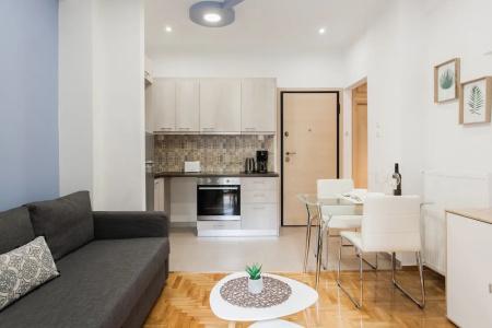 Nicholas Point Apartments and Rooms - 129