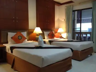 SEATEL Phuket Patong Beach - 1