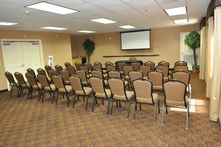 Holiday Inn Express Las Vegas-Nellis by IHG - 41