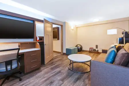 EVEN Ann Arbor S - University Area by IHG - 81