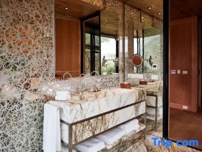 Best Western Plus - 112
