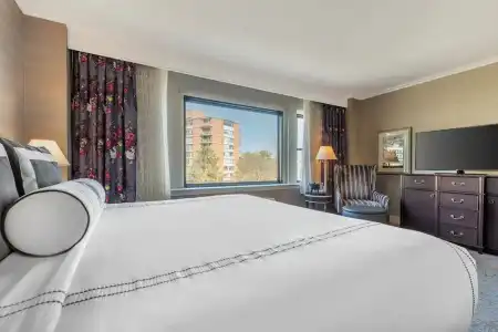 Omni Shoreham - 117
