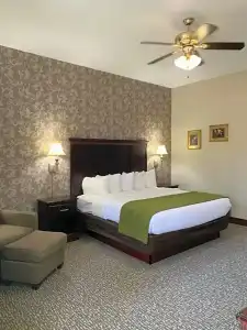 Quality Inn Eureka Springs South - 73