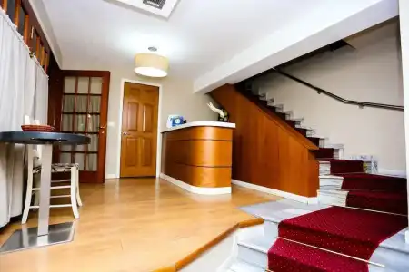 Town House - 12