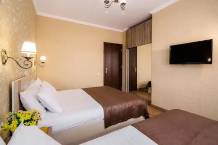 Dat Exx Apartments - 203