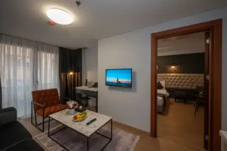 KA & Suites - 112