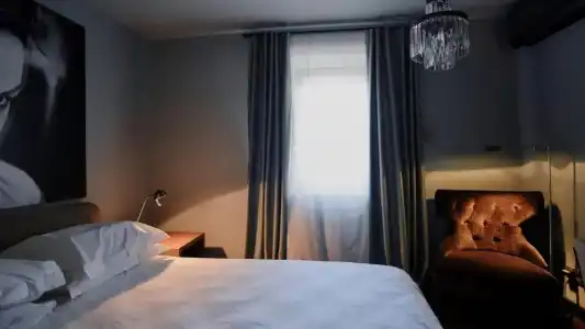 Vozdvyzhensky Boutique-Hotel - 79