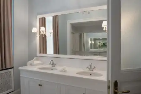 Noble Suites - 164