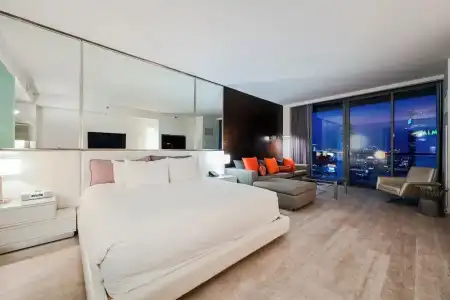 Beautiful Palms Place Suite - 292