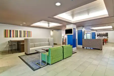 Holiday Inn Express Kamloops by IHG - 13