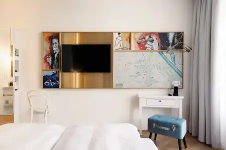 Schani Salon - 8