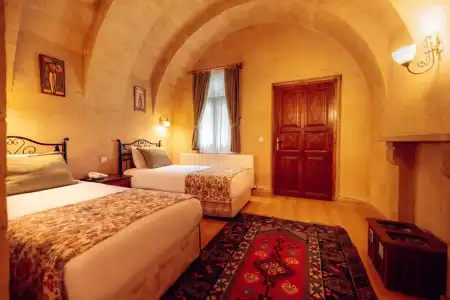 Melis Cave - 6
