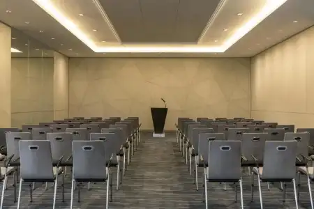 The Westin City Centre Bahrain - 15