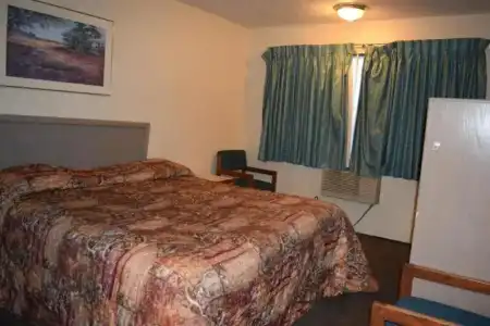 Best Value Inn by OYO Portland OR South East - 55
