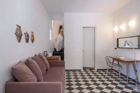 Rosebay - 120