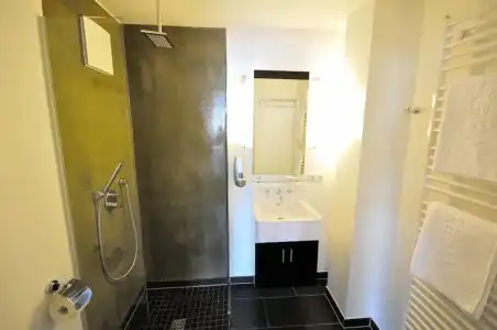 Five Elements Hostel - 8