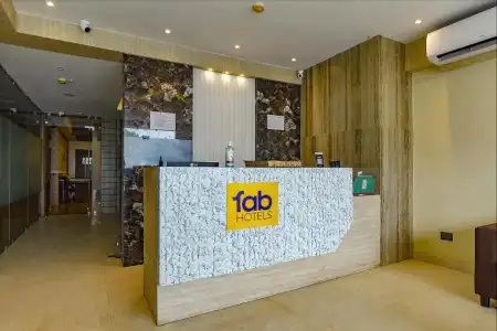 FabClive Regency Lovelock - 1