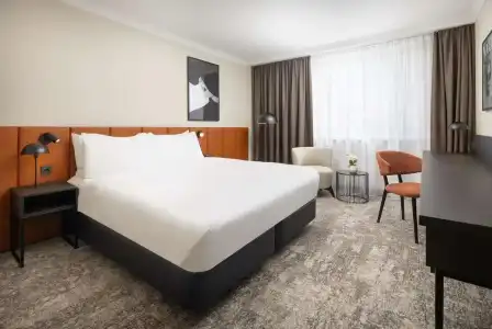 Hilton Dusseldorf - 48