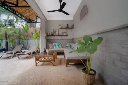 River Retreat Boutique - 14