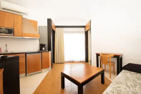 HL Miraflor Suites - 6