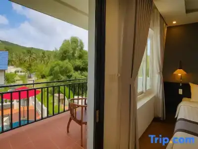 The Hill Resort - 37