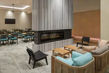 Hyatt House at Anaheim Resort/Convention Center - 33