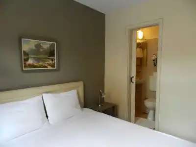 Berk Guesthouse - 'Grandma's House' - 18