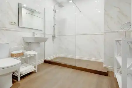 David Mikadze's Apartment 2 - 7