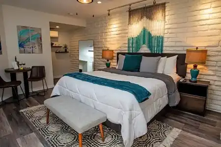 California - A Town & Desert Boutique - 40