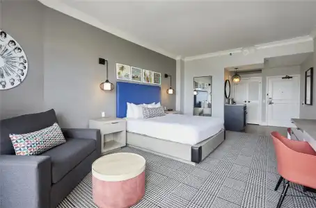 The Waterfront Beach Resort, A Hilton - 59