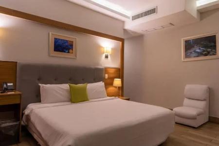 Weston Suites & - 48