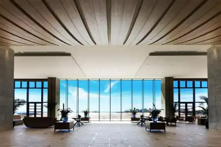 Hilton Okinawa Chatan Resort - 28