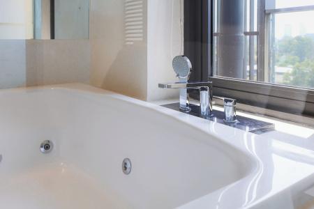 Balcony Seaside Sriracha & Serviced Apartments (SHA Extra Plus) - 58