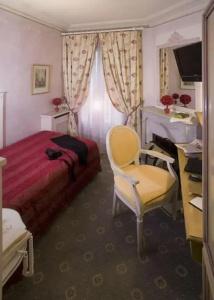 Hôtel Gavarni - 36